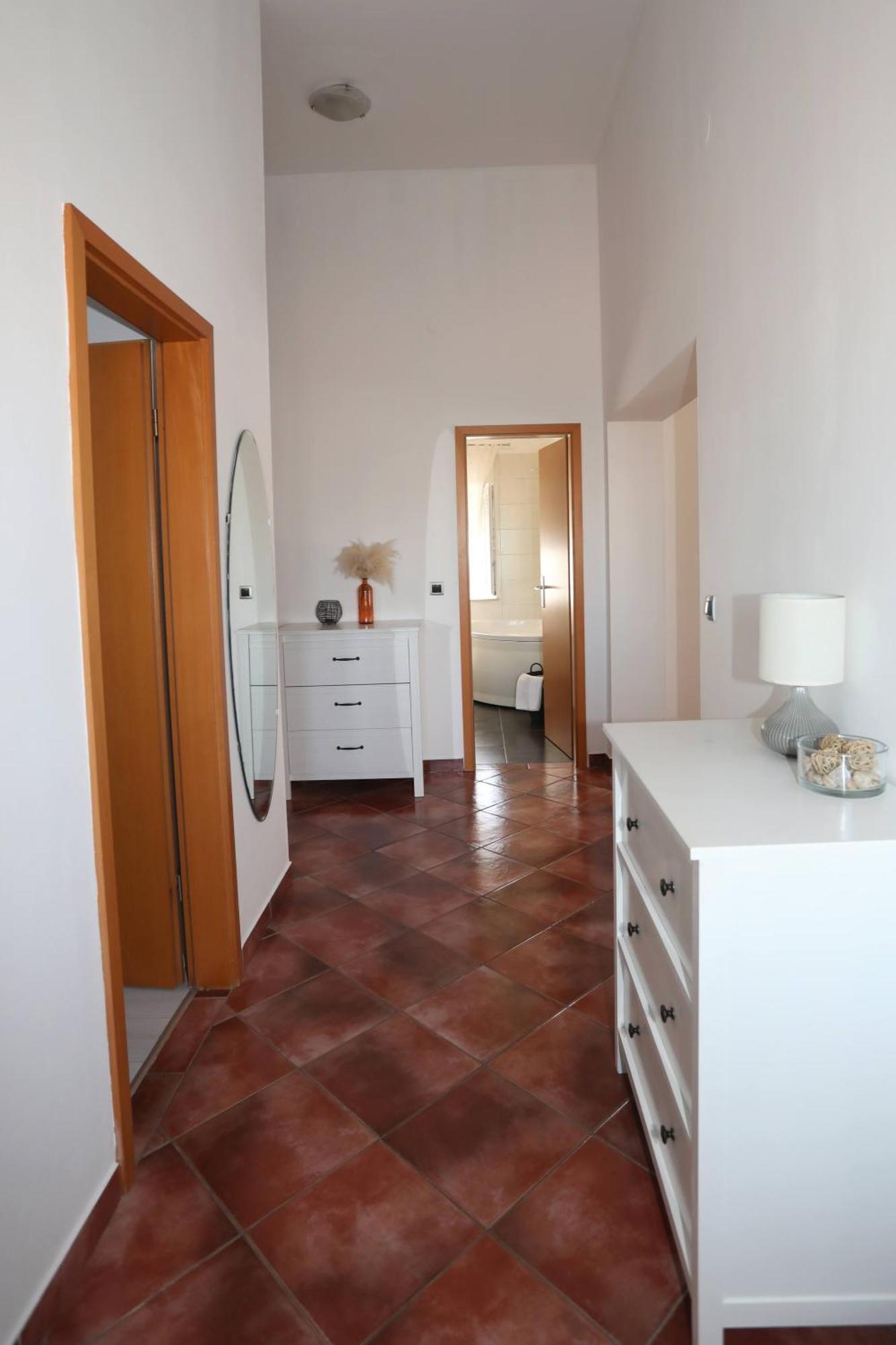 Apartman Debora Sa Privatnim Bazenom Pula Dış mekan fotoğraf